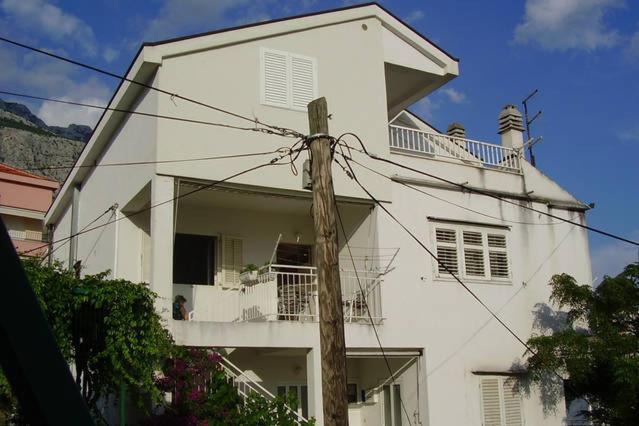 Apartment For 6 In Makarska Centar Exterior foto